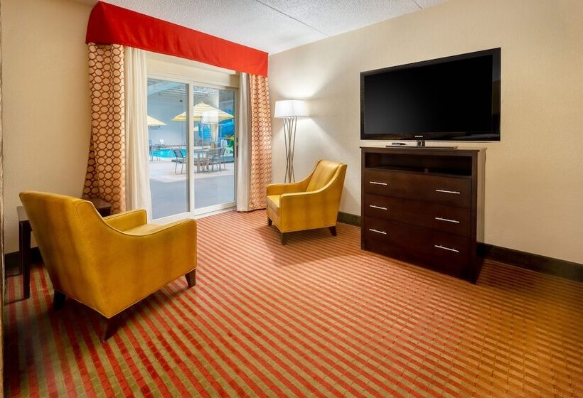 스위트, Grand Williston Hotel And Conference Center