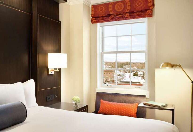 غرفة ديلوكس, Hilton Arlington