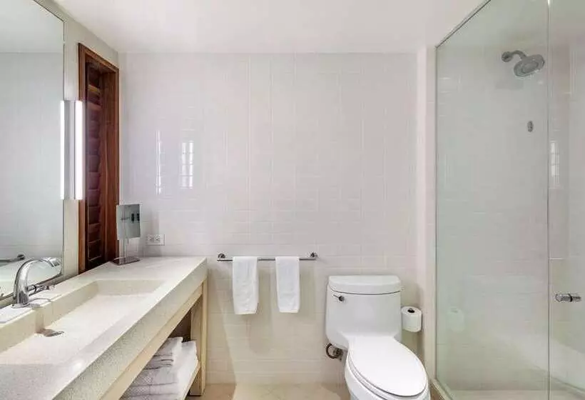 اتاق استاندارد با چشم‌انداز, Hilton Boston Back Bay