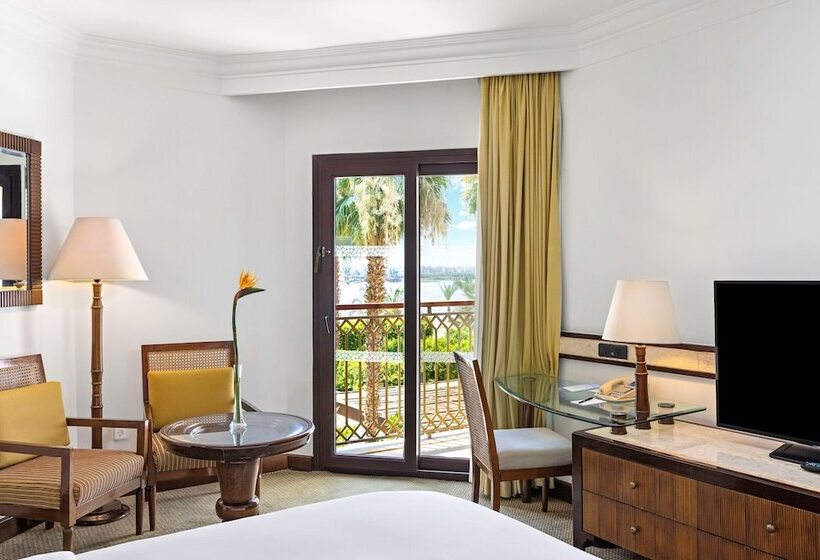 Номер Стандарт, Hilton Luxor Resort & Spa