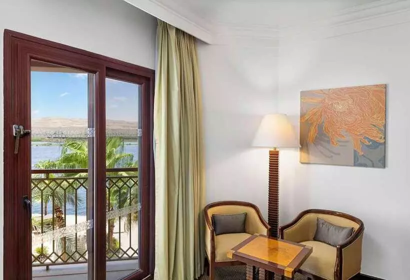 سوییت, Hilton Luxor Resort & Spa