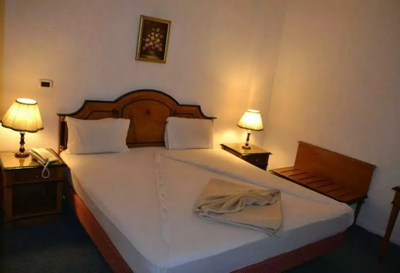 اتاق استاندارد یک نفره با چشمانداز دریا, Trio Hotel Kaoud Sporting