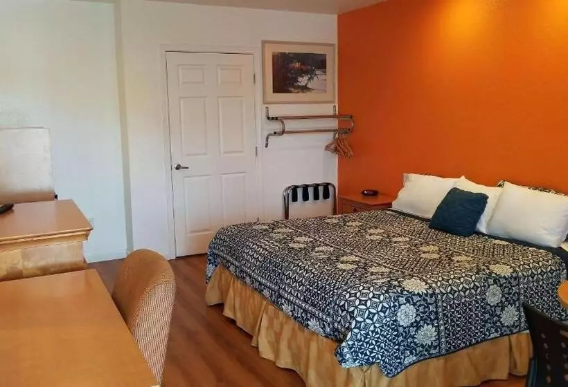 اتاق استاندارد با تخت بزرگ برای معلولان, Rodeway Inn Alamedaoakland