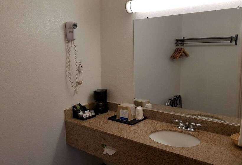 Номер Стандарт 2 Двуспальные Кровати, Rodeway Inn Alamedaoakland