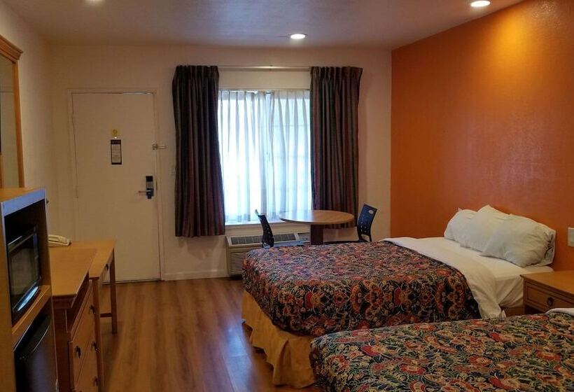 Habitació Estàndard 2 Llits Matrimoni, Rodeway Inn Alamedaoakland