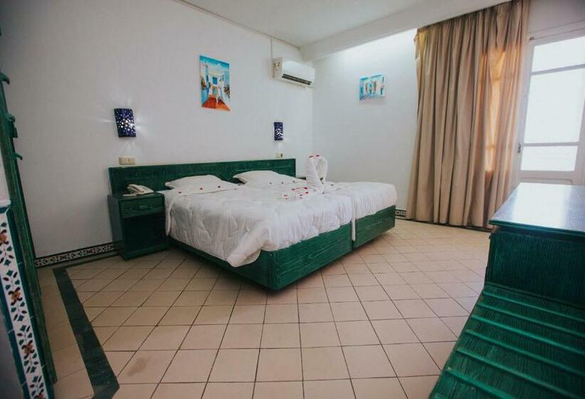 اتاق استاندارد یک نفره, Soussana