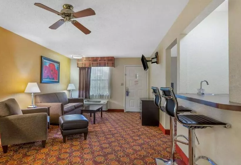 キングサイズベッドのデラックスルーム, Best Western Benton Inn