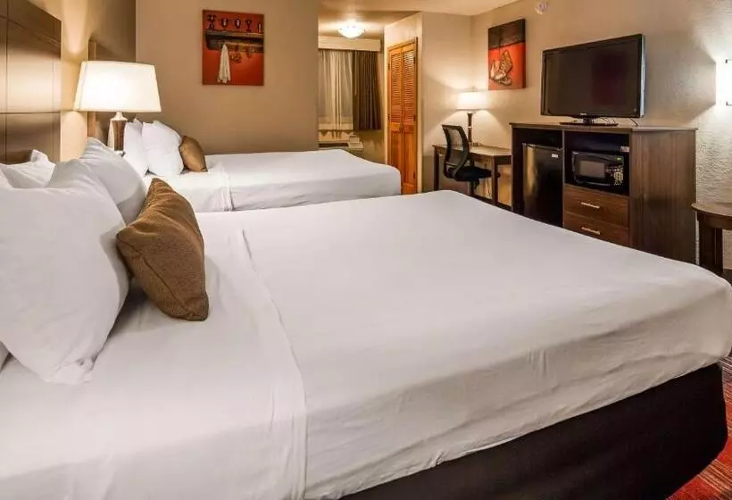 اتاق استاندارد با 2 تخت دوبل, Best Western Green Bay Inn And Conference Center