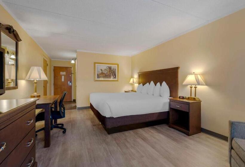 带大床的豪华间, Best Western Of Lake George
