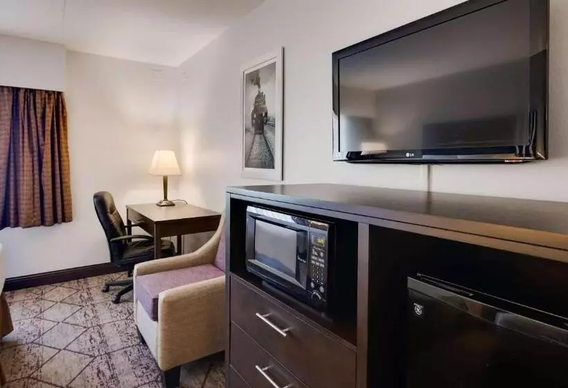 اتاق استاندارد با تخت بزرگ, Best Western Plus Longbranch Hotel & Convention Center
