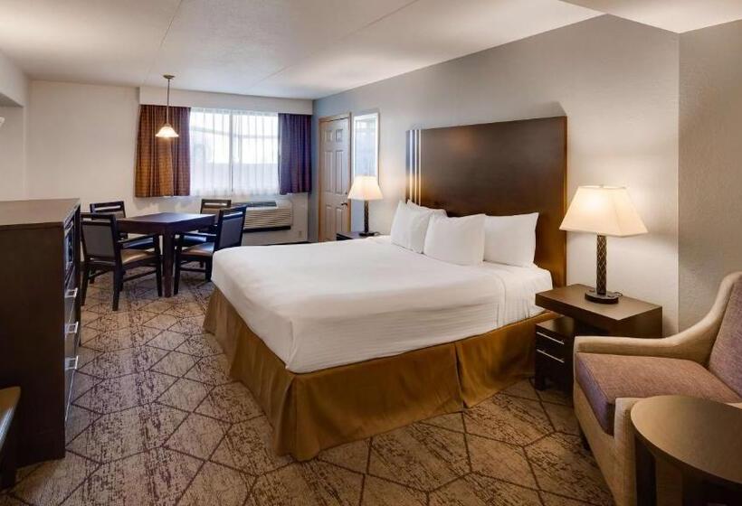 חדר דלוקס עם מיטת קינג, Best Western Plus Longbranch Hotel & Convention Center