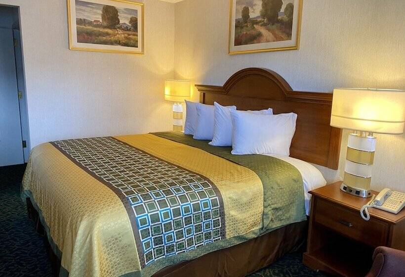 Номер Стандарт, Harrisonville Inn & Suites