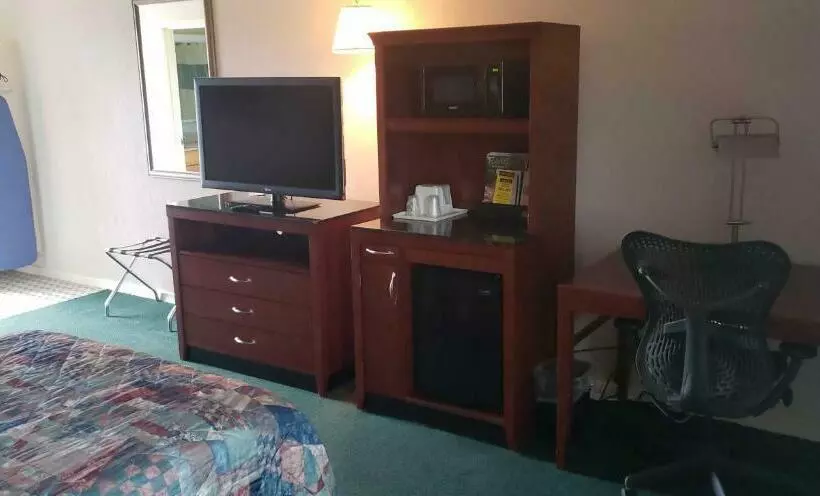 ２ダブルベッドのスタンダードルーム, Huntingdon Motor Inn
