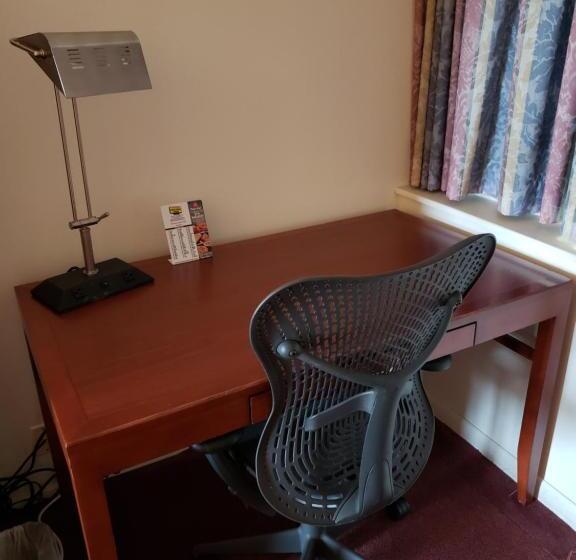 Номер Стандарт 2 Двуспальные Кровати, Huntingdon Motor Inn