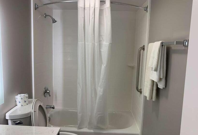 스탠다드 룸 킹사이즈 침대, Studio 6 Rockford, Il