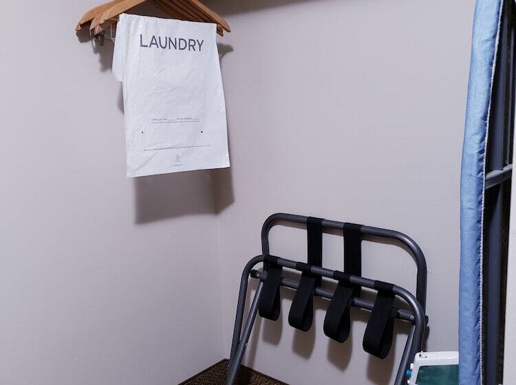 غرفه قياسيه سريرين مزدوجين, Surestay Plus Hotel By Best Western Black River Falls