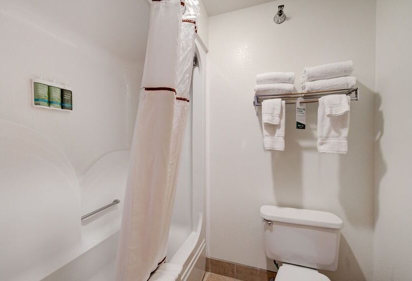 غرفة قياسية سرير مزدوج, The Ridgeline Hotel At Yellowstone, Ascend Hotel Collection