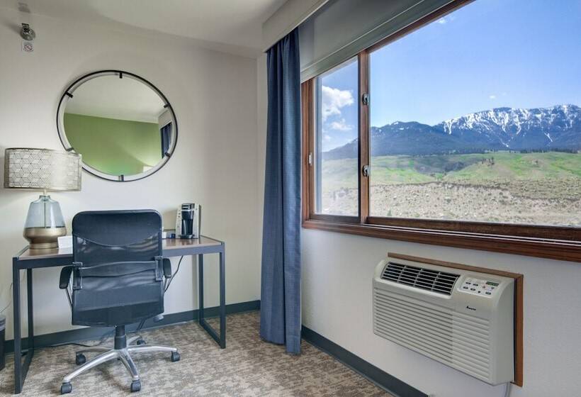 غرفة قياسية سرير مزدوج, The Ridgeline Hotel At Yellowstone, Ascend Hotel Collection