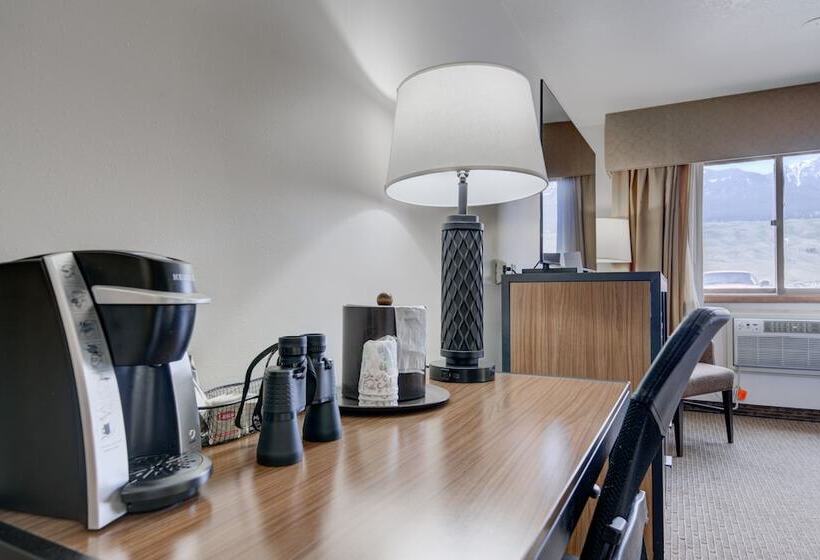 غرفه قياسيه سريرين مزدوجين, The Ridgeline Hotel At Yellowstone, Ascend Hotel Collection