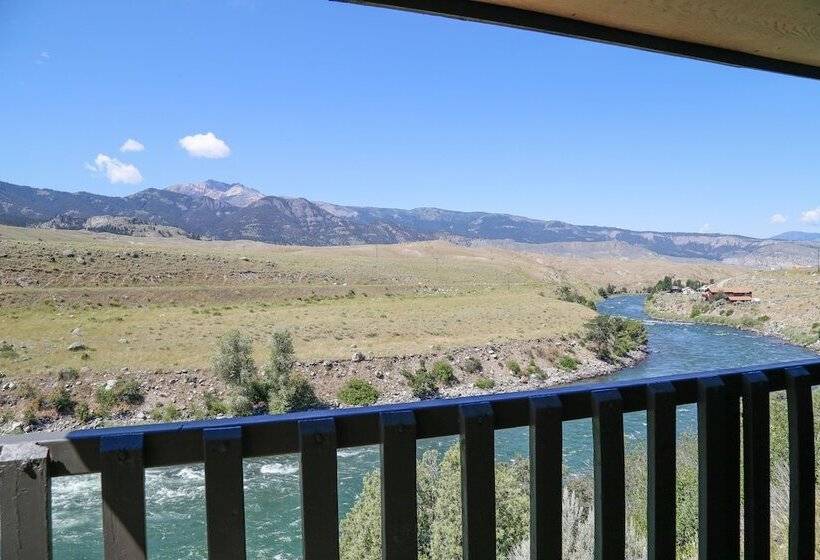 Номер Стандарт 2 Двуспальные Кровати, The Ridgeline Hotel At Yellowstone, Ascend Hotel Collection