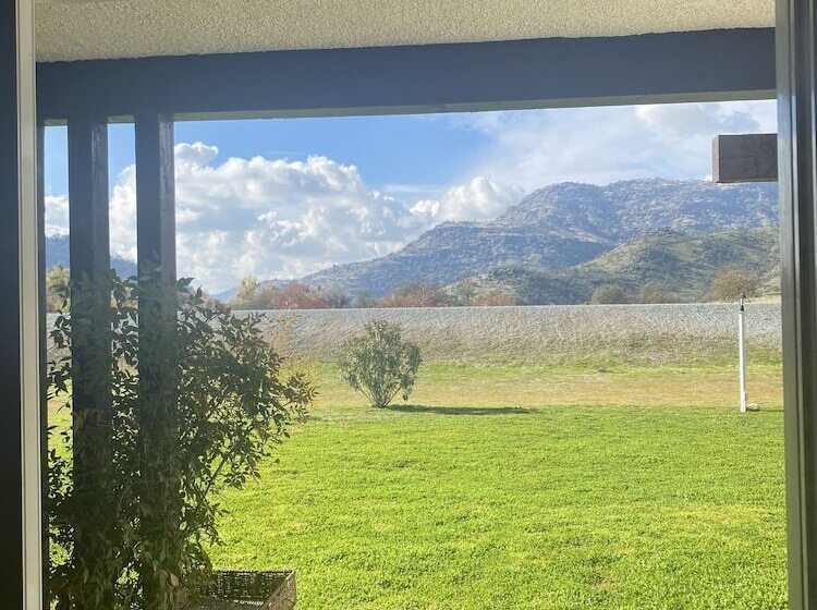 غرفة ديلوكس, Western Holiday Lodge