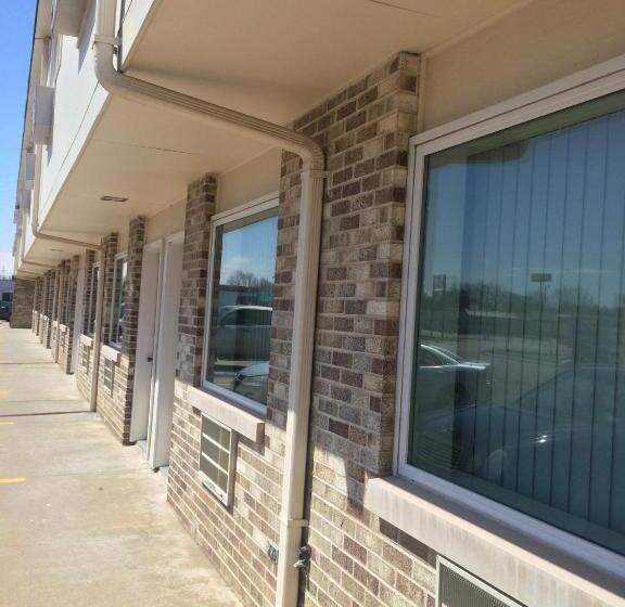 标准间, Island Inn