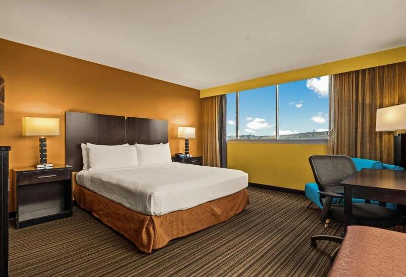 غرفة قياسية سرير كينج لذوى الإحتياجات الخاصة, Best Western The Plaza Hotel Honolulu Airport   Free Breakfast