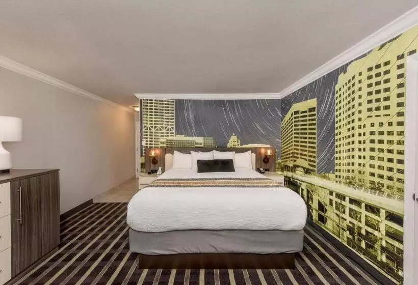 Standard-huone King-vuode, Best Western Plus Milwaukee West