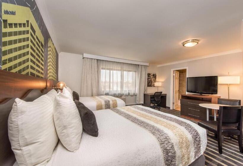 带2个双人床的标准工作室, Best Western Plus Milwaukee West