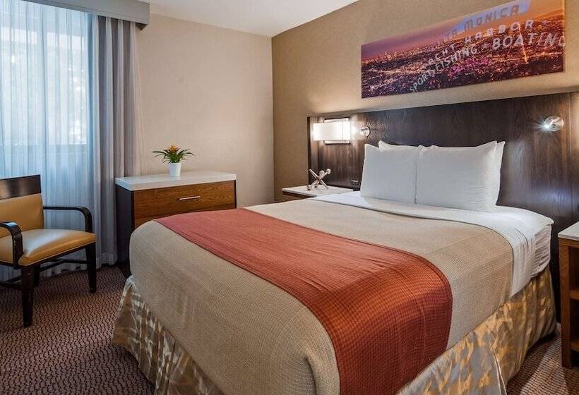 جناح, Best Western Royal Palace Inn & Suites