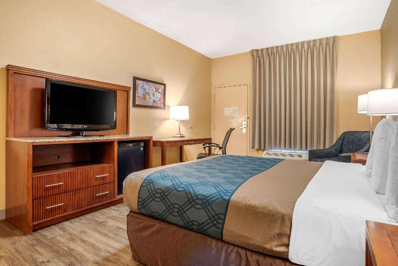 جناح, Best Western Royal Palace Inn & Suites