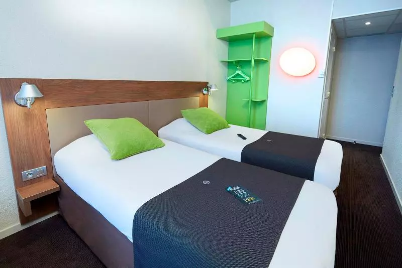 Standard-invahuone, Best Western Royal Palace Inn & Suites