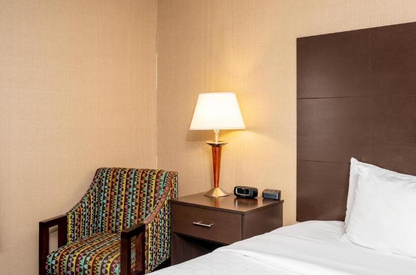 スーペリアースイート, Clarion Pointe Harrisonburg