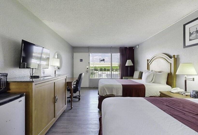 Номер Стандарт 2 Двуспальные Кровати, Days Inn By Wyndham Orlando Downtown