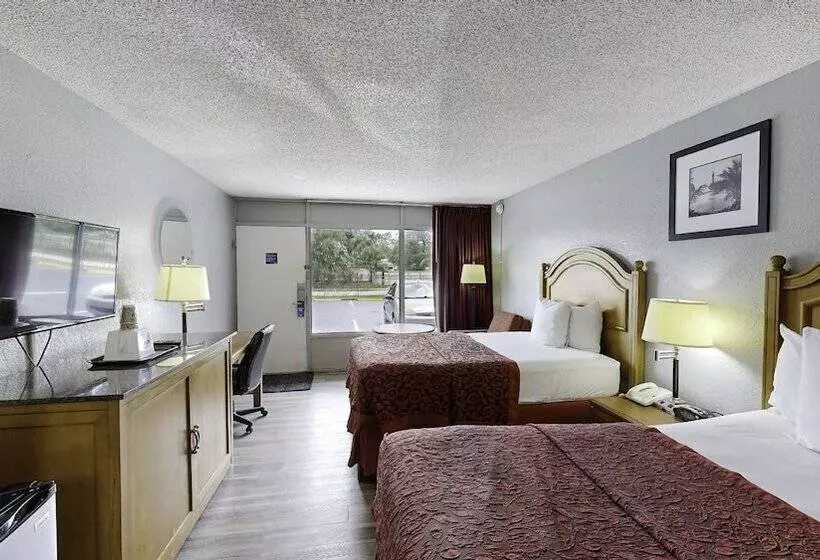 Standard-huone 2 Parivuodetta, Days Inn By Wyndham Orlando Downtown