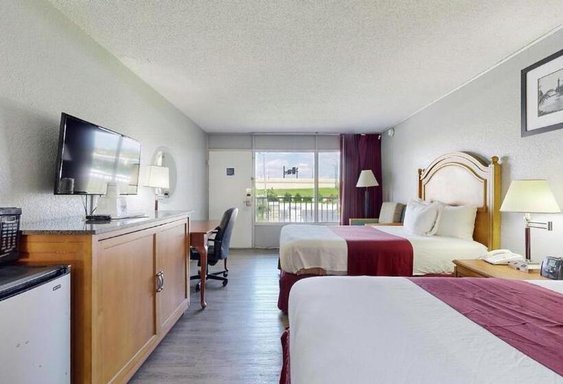 Номер Стандарт 2 Двуспальные Кровати, Days Inn By Wyndham Orlando Downtown