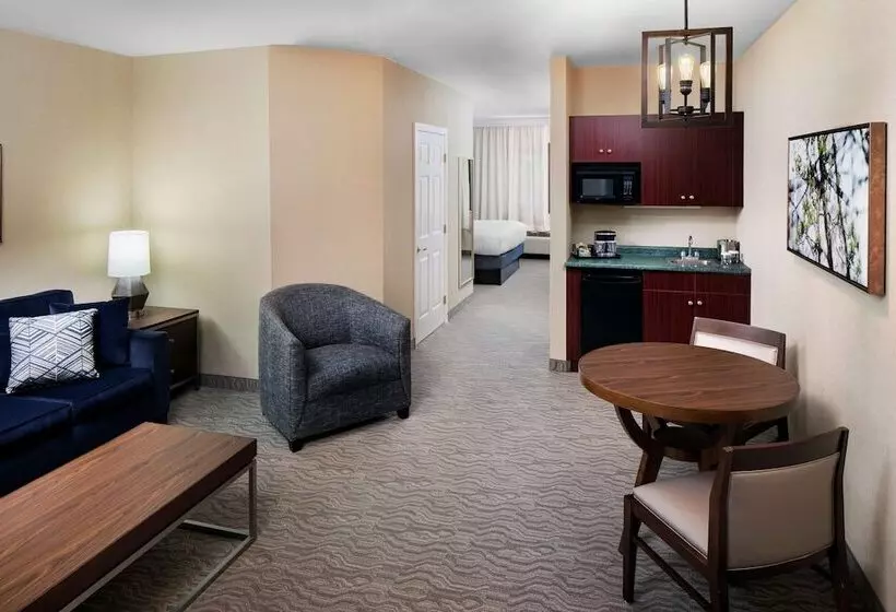 スイート, Doubletree By Hilton Nashua
