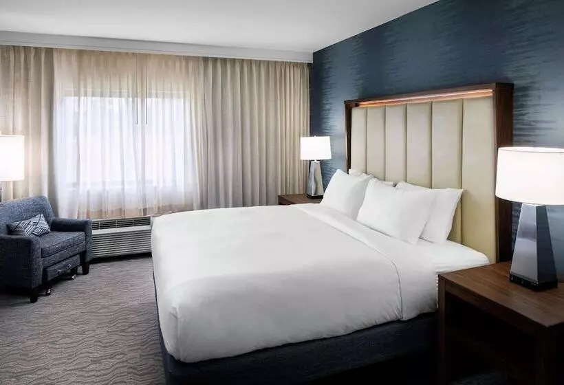 スイート, Doubletree By Hilton Nashua