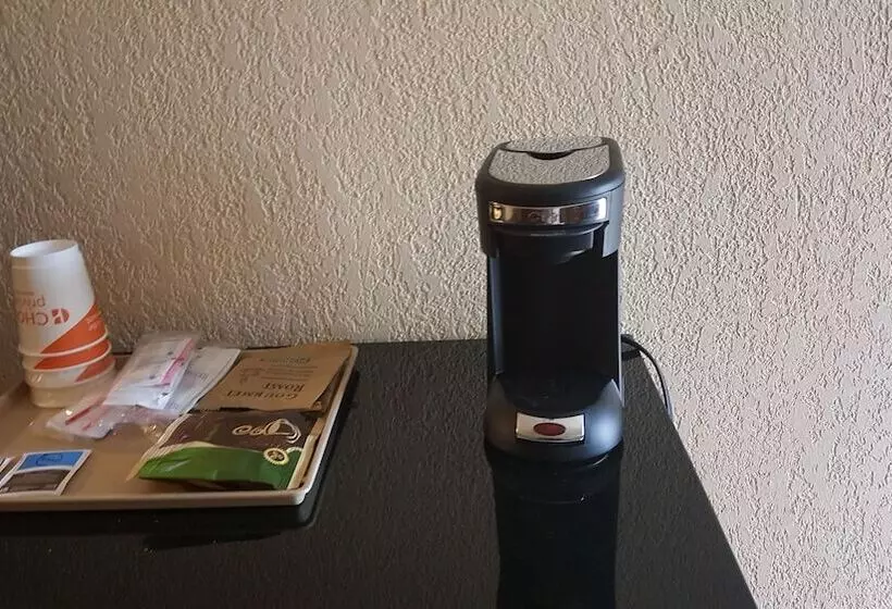 ２ダブルベッドのスタンダードルーム, Econo Lodge Busch Gardens