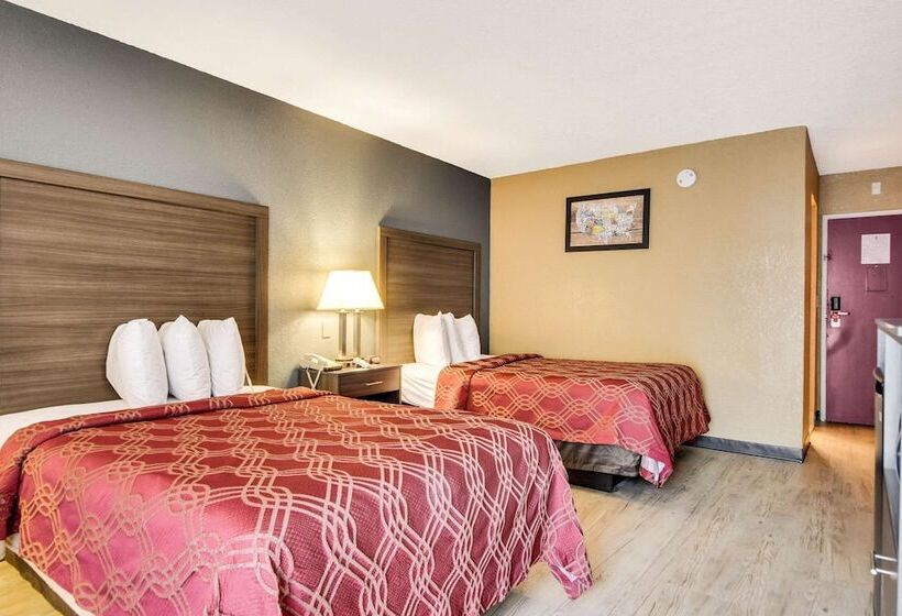 غرفه قياسيه سريرين مزدوجين, Econo Lodge Busch Gardens