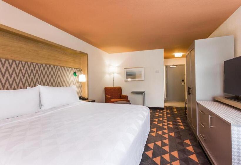 غرفة قياسية سرير كينج لذوى الإحتياجات الخاصة, Holiday Inn   Boone   University Area, An Ihg