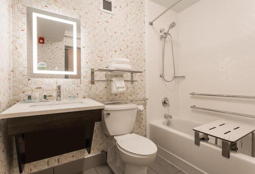 غرفة ديلوكس لذوى الاحتياجات الخاصة, Holiday Inn   Boone   University Area, An Ihg