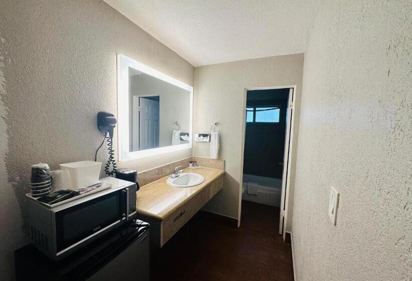 غرفة قياسية سرير كينج, Casa Blanca Hotel & Suites Orange Sr 55 Freeway, Near Honda Center, Chapman University, Disneyland