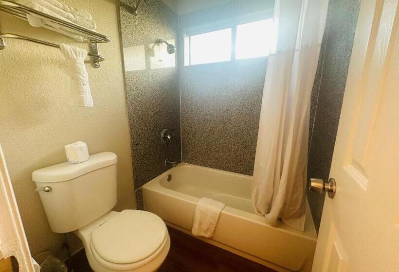 غرفة قياسية, Casa Blanca Hotel & Suites Orange Sr 55 Freeway, Near Honda Center, Chapman University, Disneyland