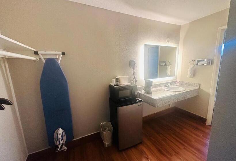 غرفة قياسية, Casa Blanca Hotel & Suites Orange Sr 55 Freeway, Near Honda Center, Chapman University, Disneyland