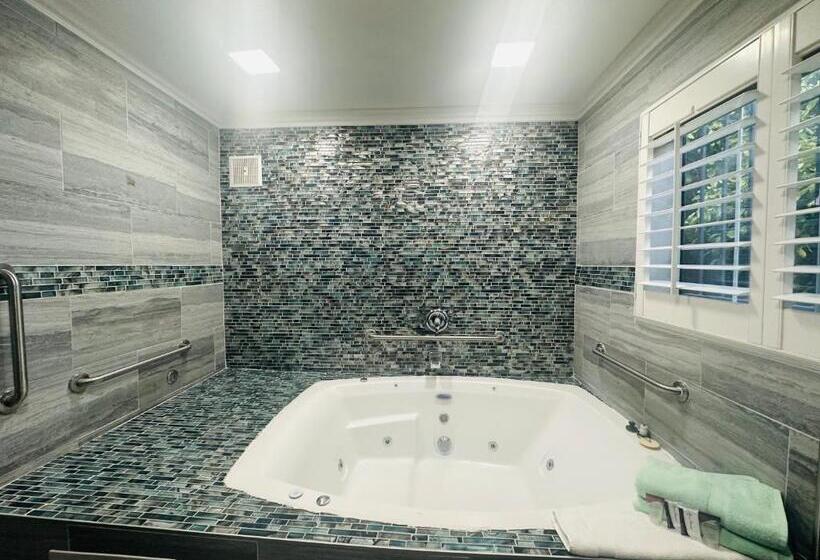 جناح سرير كينج, Casa Blanca Hotel & Suites Orange Sr 55 Freeway, Near Honda Center, Chapman University, Disneyland