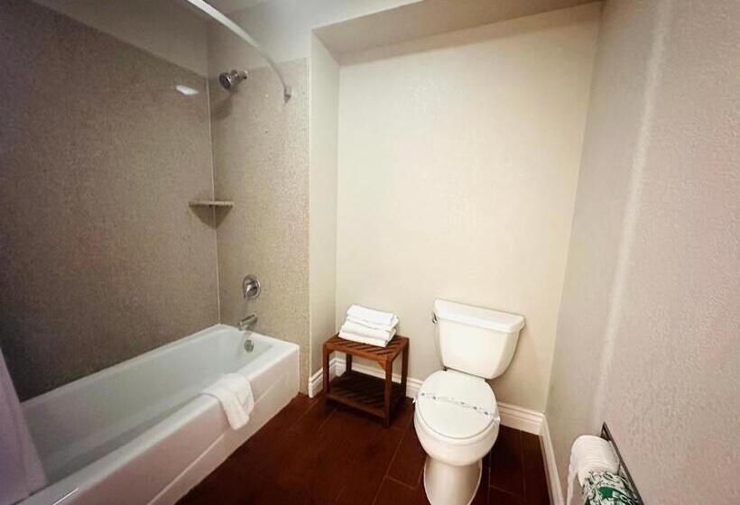 جناح سرير كينج, Casa Blanca Hotel & Suites Orange Sr 55 Freeway, Near Honda Center, Chapman University, Disneyland