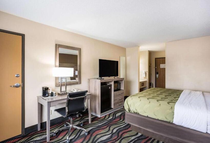 스탠다드 룸 킹사이즈 침대, Quality Inn Cedar Rapids South