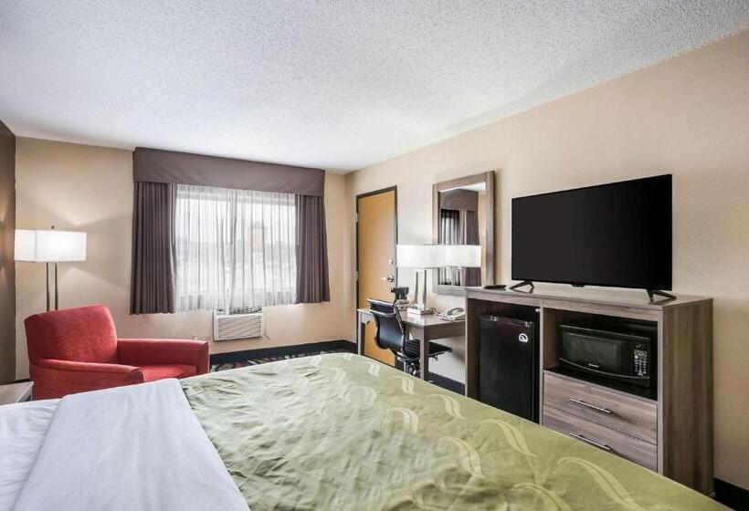 Standardrum King Size Säng, Quality Inn Cedar Rapids South