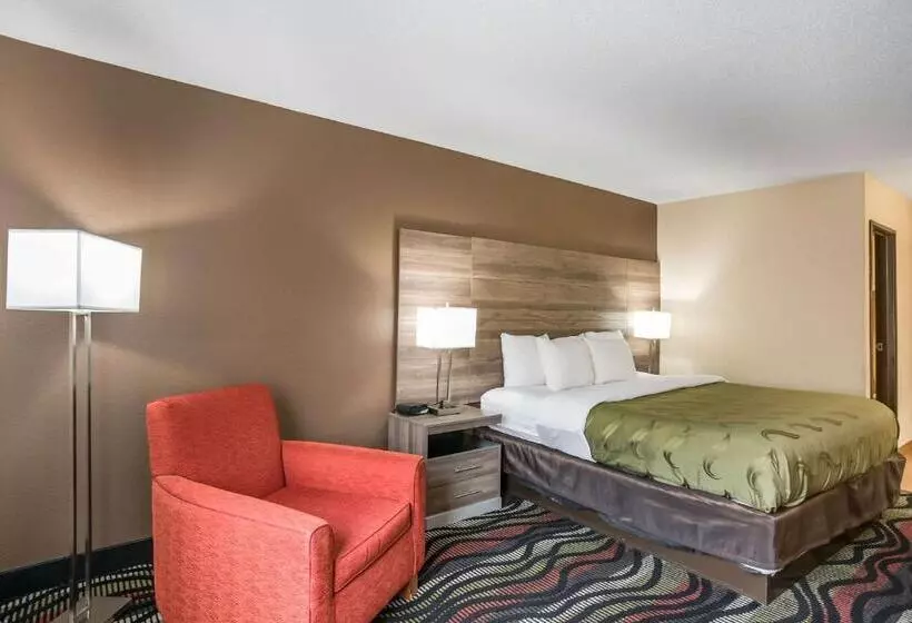 اتاق کلاس بیزنس, Quality Inn Cedar Rapids South